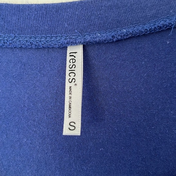 Dolman Lightweight Tresics Top - Picture 2 of 6